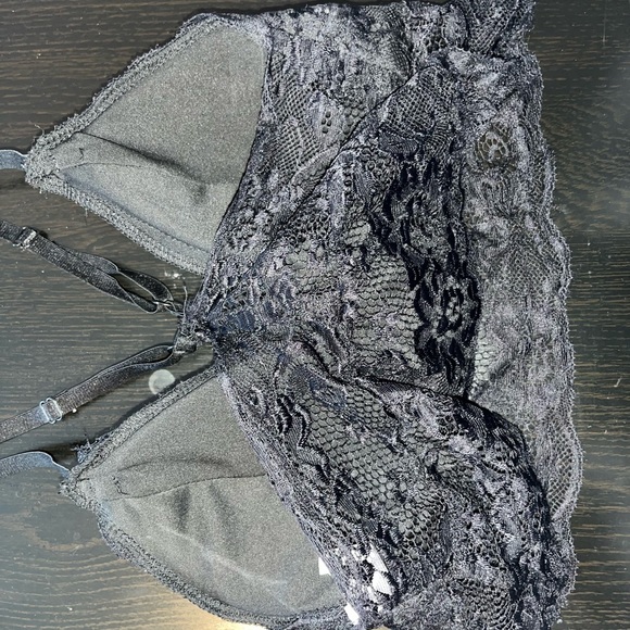 Bralette - Picture 2 of 2